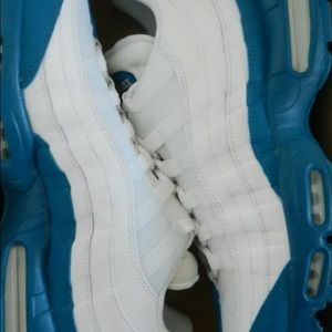 Meet your Posher, Floyd